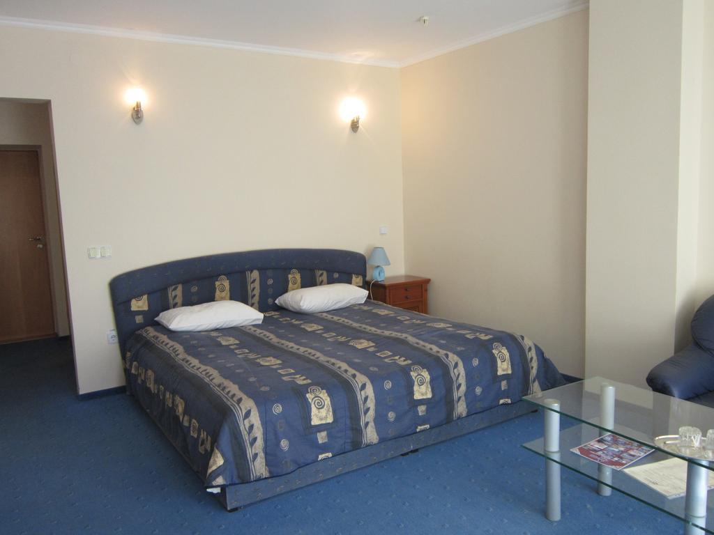 Quelle Polyana Hotel Kamer foto