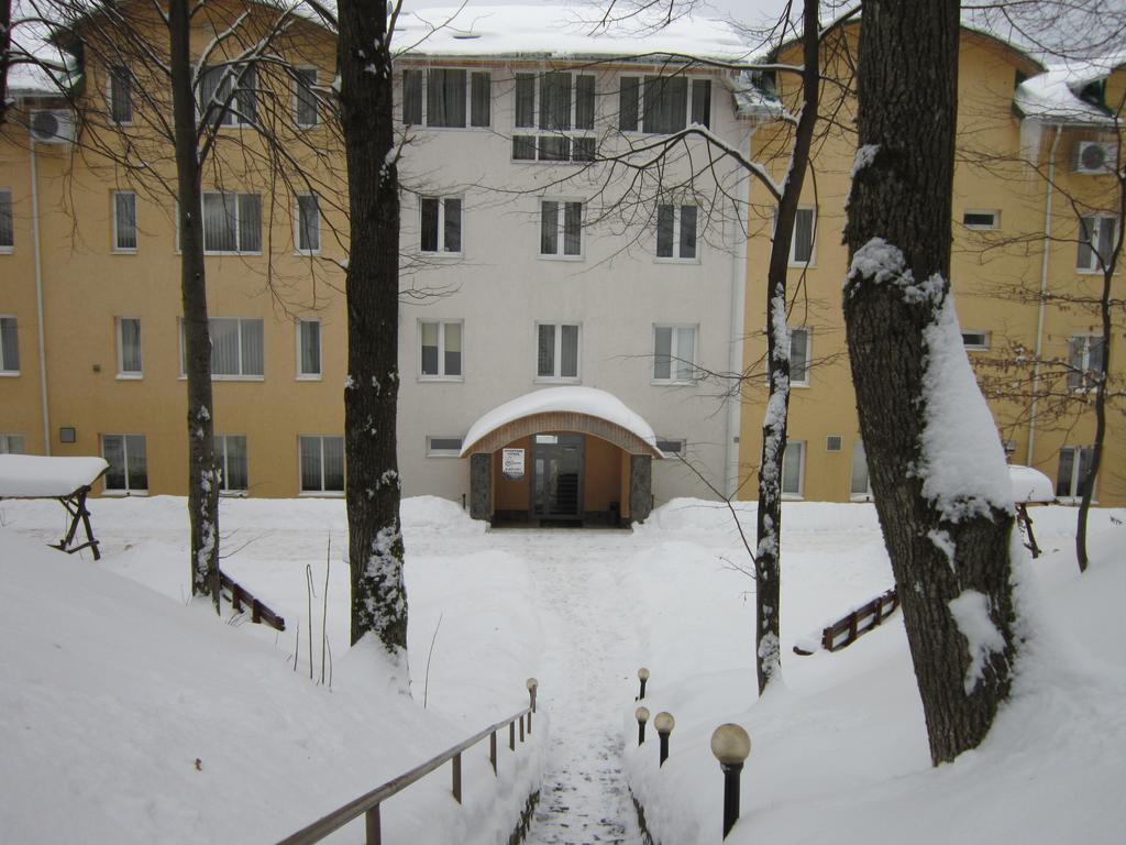 Quelle Polyana Hotel Buitenkant foto